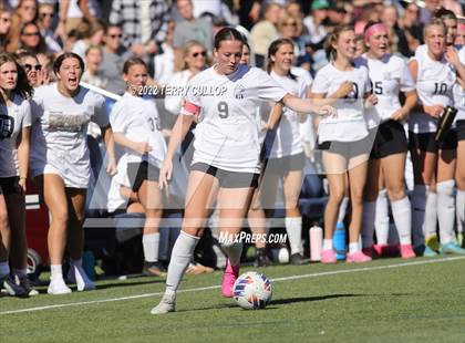 Thumbnail 2 in Farmington vs. Davis (UHSAA 6A Final) photogallery.