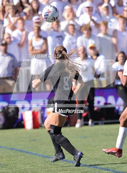 Thumbnail 2 in Farmington vs. Davis (UHSAA 6A Final) photogallery.