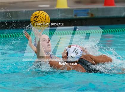 Thumbnail 1 in Newport Harbor vs Oaks Christian (Bill Barnett Holiday Cup) photogallery.