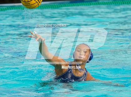Thumbnail 2 in Newport Harbor vs Oaks Christian (Bill Barnett Holiday Cup) photogallery.