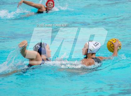 Thumbnail 1 in Newport Harbor vs Oaks Christian (Bill Barnett Holiday Cup) photogallery.