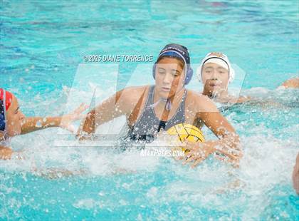 Thumbnail 1 in Newport Harbor vs Oaks Christian (Bill Barnett Holiday Cup) photogallery.