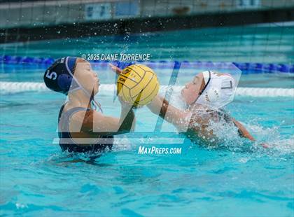 Thumbnail 1 in Newport Harbor vs Oaks Christian (Bill Barnett Holiday Cup) photogallery.