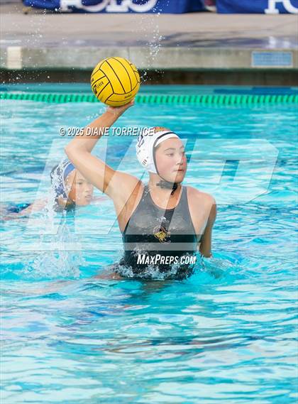 Thumbnail 1 in Newport Harbor vs Oaks Christian (Bill Barnett Holiday Cup) photogallery.