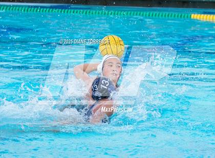 Thumbnail 3 in Newport Harbor vs Oaks Christian (Bill Barnett Holiday Cup) photogallery.