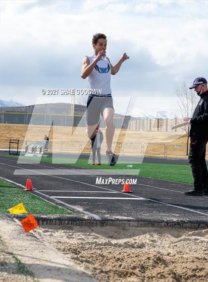 Thumbnail 2 in Mountain Valley Invitational photogallery.
