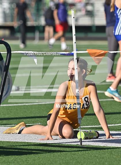 Thumbnail 1 in Northeast Valley Invitational (Distance Events) photogallery.