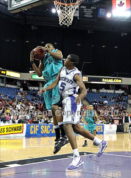 Thumbnail 2 in Franklin vs. Sheldon (CIF SJS D1 Final) photogallery.