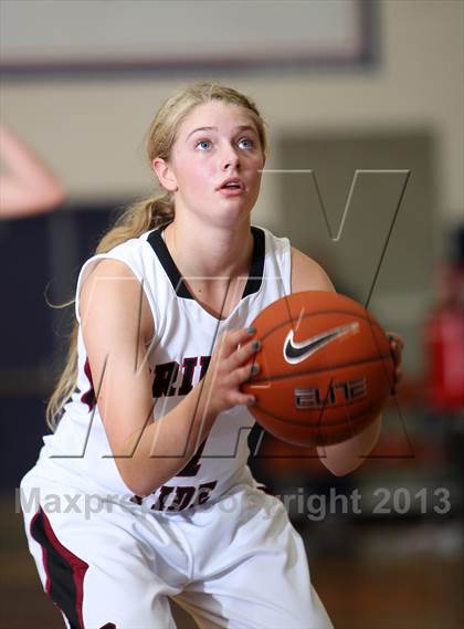 Thumbnail 2 in Grant vs. Glencoe (Nike Interstate Shootout) photogallery.