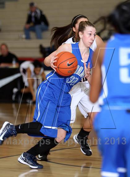 Thumbnail 1 in Grant vs. Glencoe (Nike Interstate Shootout) photogallery.