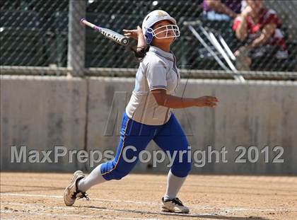 Thumbnail 3 in Covina vs. Bishop Amat photogallery.