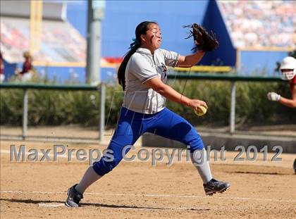Thumbnail 2 in Covina vs. Bishop Amat photogallery.
