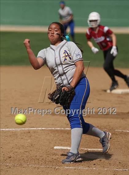 Thumbnail 2 in Covina vs. Bishop Amat photogallery.