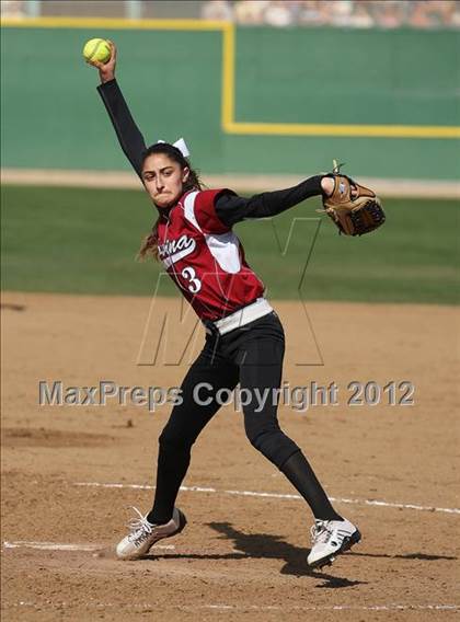 Thumbnail 3 in Covina vs. Bishop Amat photogallery.