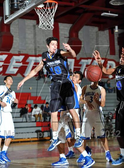 Thumbnail 2 in Burbank vs. Seaquam BC (Xtreme Glass Invitational) photogallery.