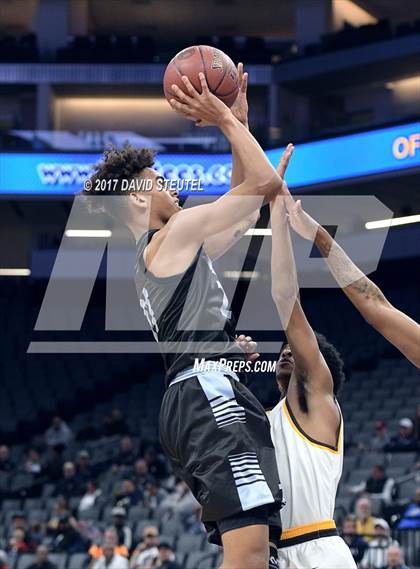 Thumbnail 3 in Villa Park vs. Mission (CIF State D3 Final) photogallery.