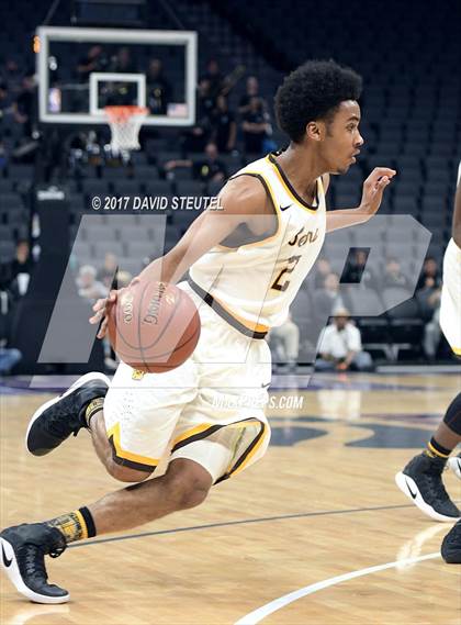 Thumbnail 2 in Villa Park vs. Mission (CIF State D3 Final) photogallery.