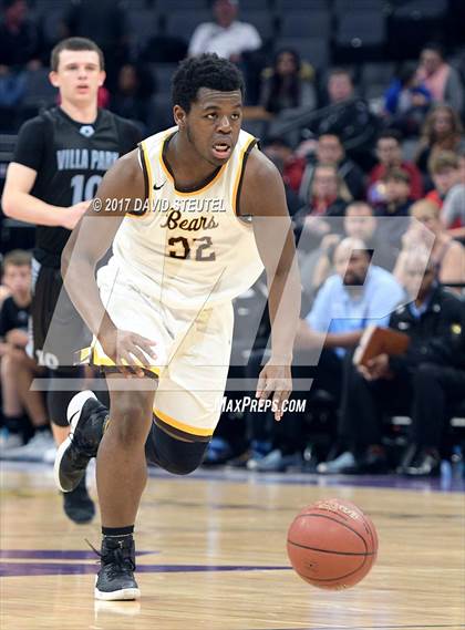 Thumbnail 1 in Villa Park vs. Mission (CIF State D3 Final) photogallery.