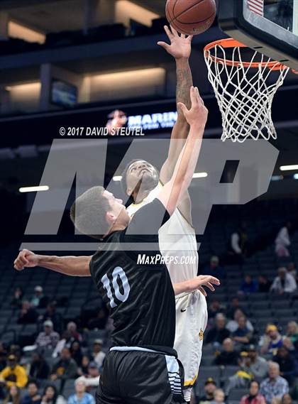Thumbnail 1 in Villa Park vs. Mission (CIF State D3 Final) photogallery.