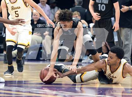 Thumbnail 1 in Villa Park vs. Mission (CIF State D3 Final) photogallery.
