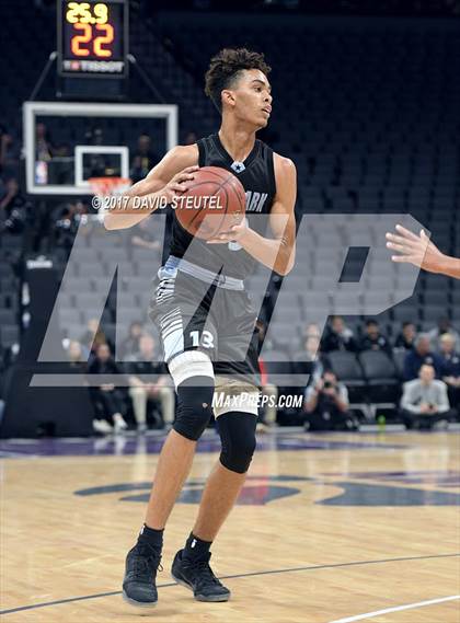 Thumbnail 2 in Villa Park vs. Mission (CIF State D3 Final) photogallery.