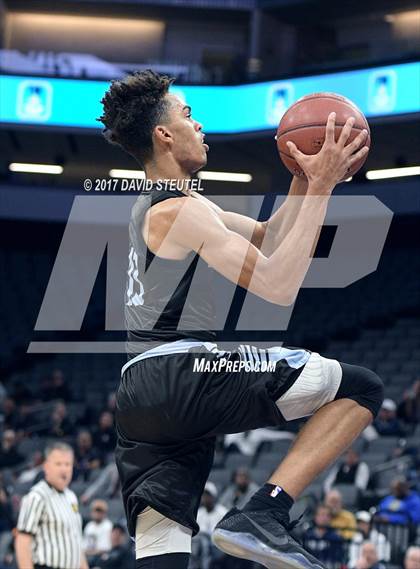 Thumbnail 3 in Villa Park vs. Mission (CIF State D3 Final) photogallery.