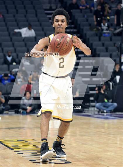 Thumbnail 3 in Villa Park vs. Mission (CIF State D3 Final) photogallery.