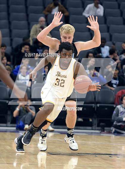 Thumbnail 1 in Villa Park vs. Mission (CIF State D3 Final) photogallery.