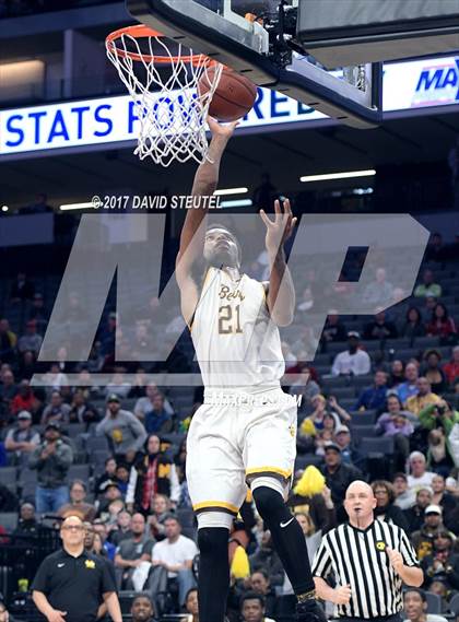 Thumbnail 3 in Villa Park vs. Mission (CIF State D3 Final) photogallery.