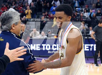 Thumbnail 1 in Villa Park vs. Mission (CIF State D3 Final) photogallery.