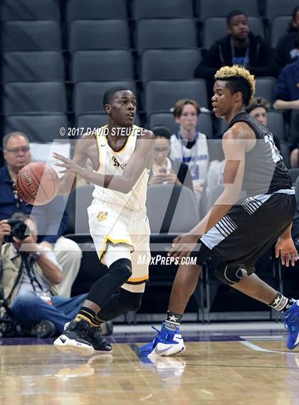 Thumbnail 1 in Villa Park vs. Mission (CIF State D3 Final) photogallery.