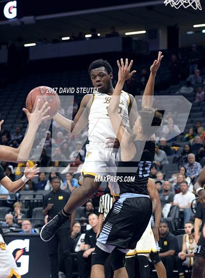 Thumbnail 1 in Villa Park vs. Mission (CIF State D3 Final) photogallery.