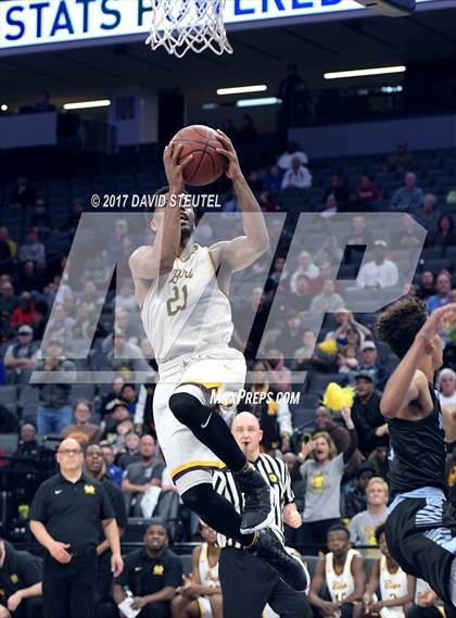 Thumbnail 1 in Villa Park vs. Mission (CIF State D3 Final) photogallery.