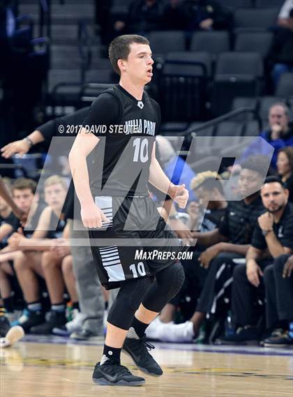 Thumbnail 2 in Villa Park vs. Mission (CIF State D3 Final) photogallery.
