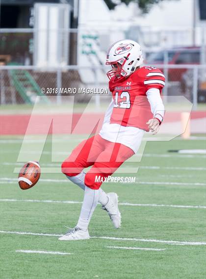 Thumbnail 3 in Brenham vs Sharyland (UIL 5A Area Playoff) photogallery.