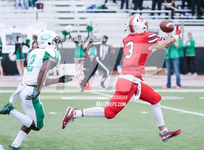 Thumbnail 3 in Brenham vs Sharyland (UIL 5A Area Playoff) photogallery.