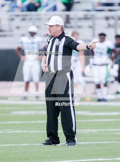 Thumbnail 3 in Brenham vs Sharyland (UIL 5A Area Playoff) photogallery.