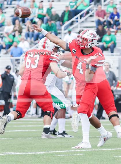 Thumbnail 3 in Brenham vs Sharyland (UIL 5A Area Playoff) photogallery.