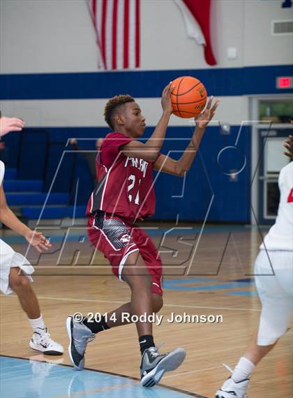 Thumbnail 1 in Pearland vs. Taft (McDonald's Texas Invitational) photogallery.