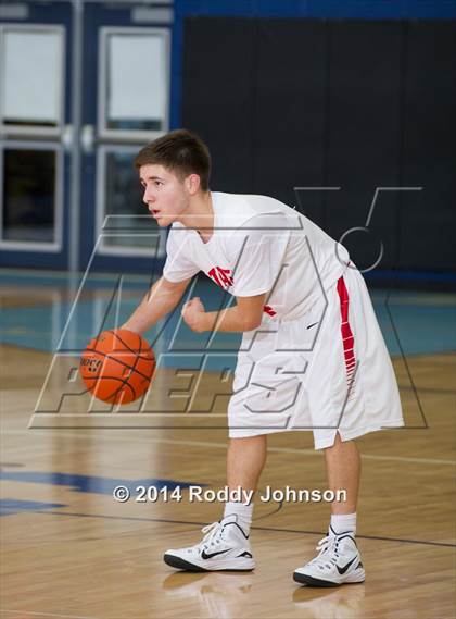 Thumbnail 3 in Pearland vs. Taft (McDonald's Texas Invitational) photogallery.