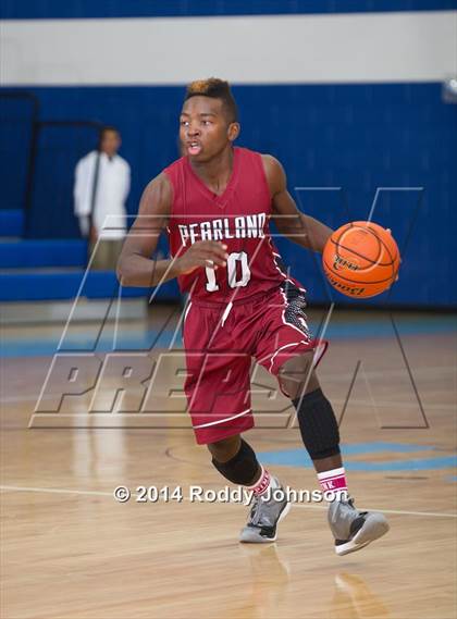Thumbnail 2 in Pearland vs. Taft (McDonald's Texas Invitational) photogallery.