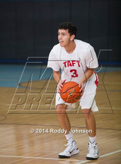 Thumbnail 1 in Pearland vs. Taft (McDonald's Texas Invitational) photogallery.