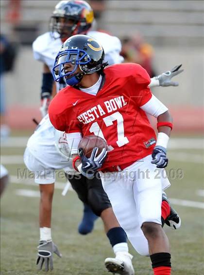 Thumbnail 3 in Southern California Fiesta Bowl photogallery.