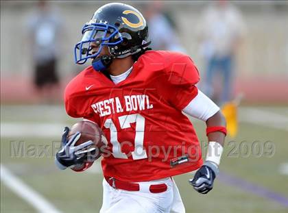Thumbnail 1 in Southern California Fiesta Bowl photogallery.