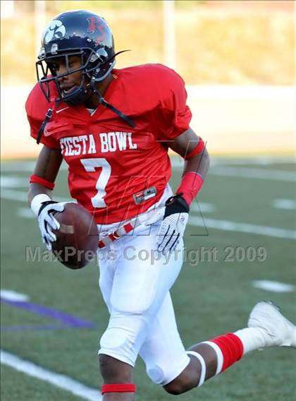 Thumbnail 3 in Southern California Fiesta Bowl photogallery.