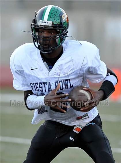 Thumbnail 1 in Southern California Fiesta Bowl photogallery.
