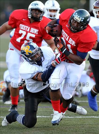 Thumbnail 2 in Southern California Fiesta Bowl photogallery.