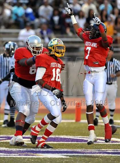 Thumbnail 2 in Southern California Fiesta Bowl photogallery.