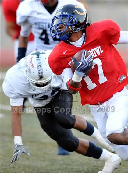 Thumbnail 3 in Southern California Fiesta Bowl photogallery.