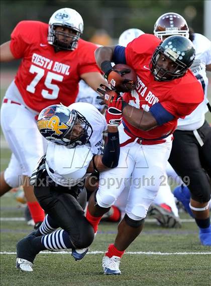 Thumbnail 2 in Southern California Fiesta Bowl photogallery.